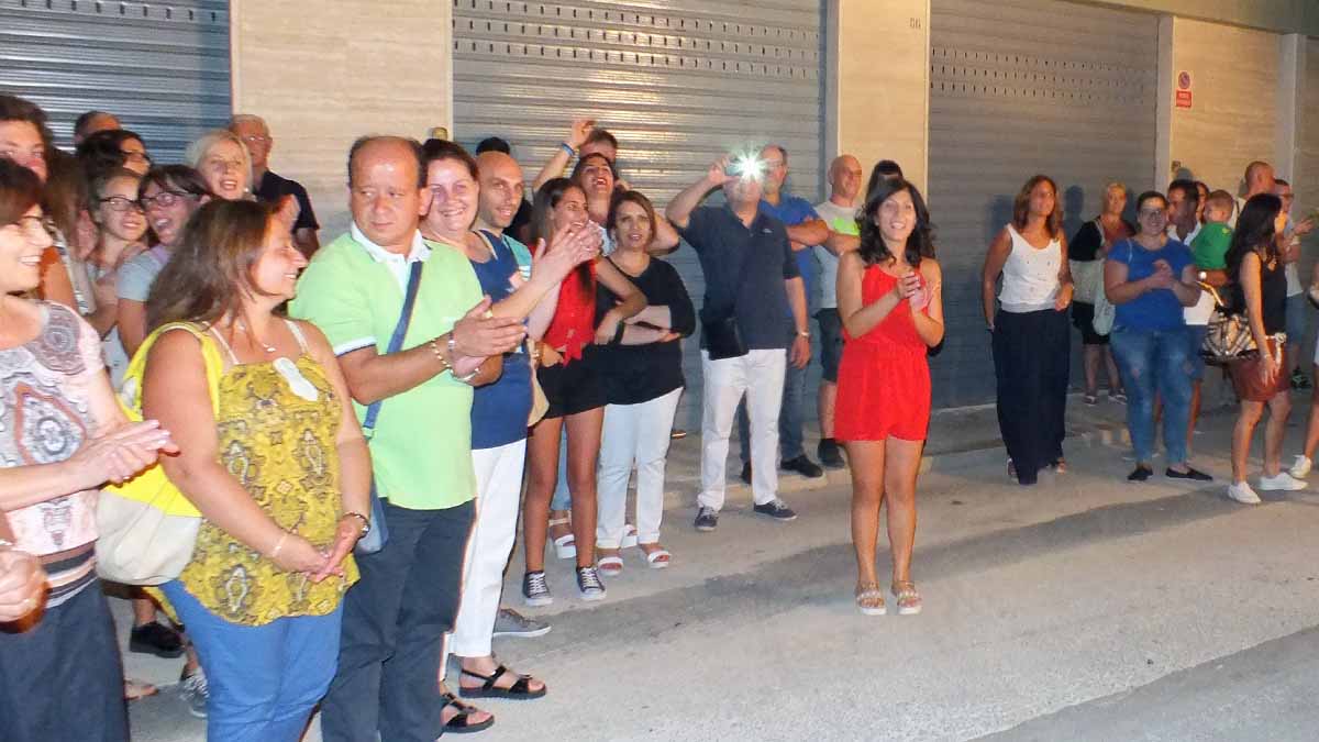 Corato Bari serenata sposa