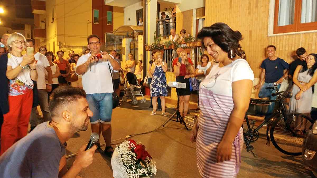 Noicattaro Bari serenata sposa