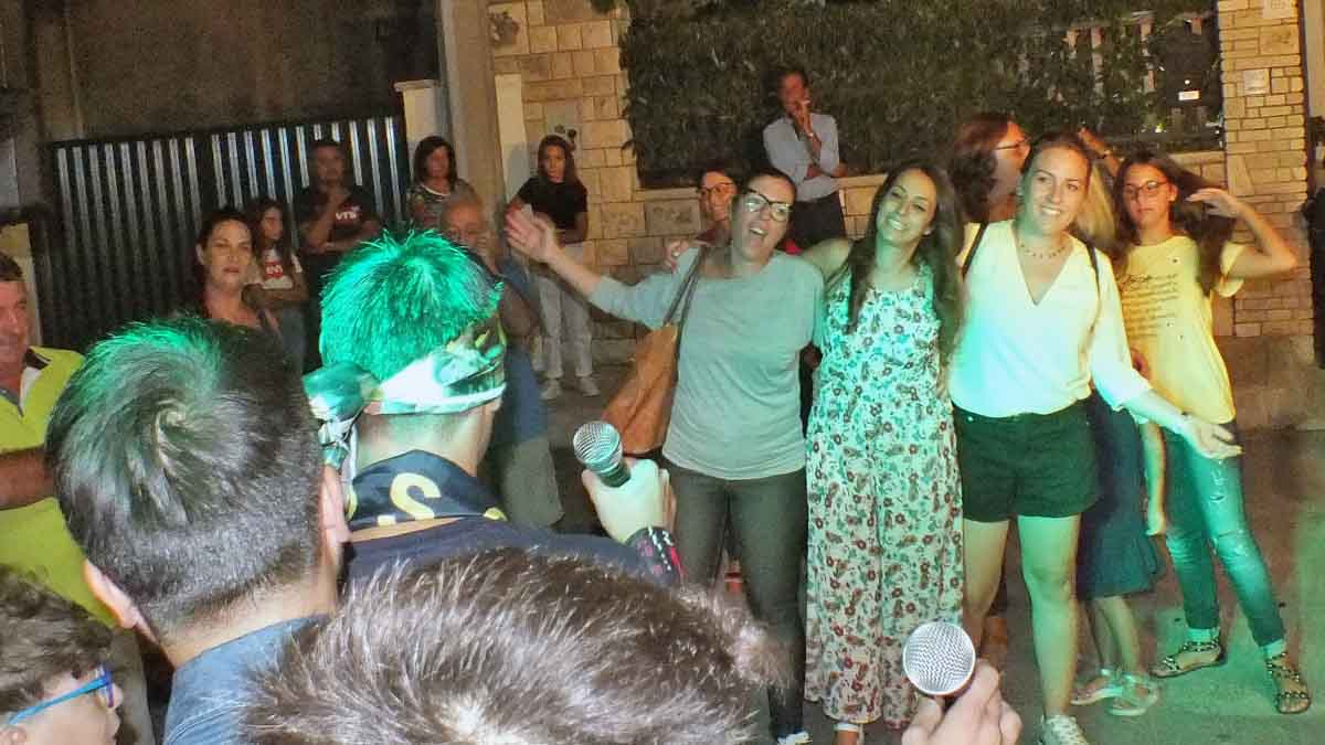 Surbo Lecce serenata notturna