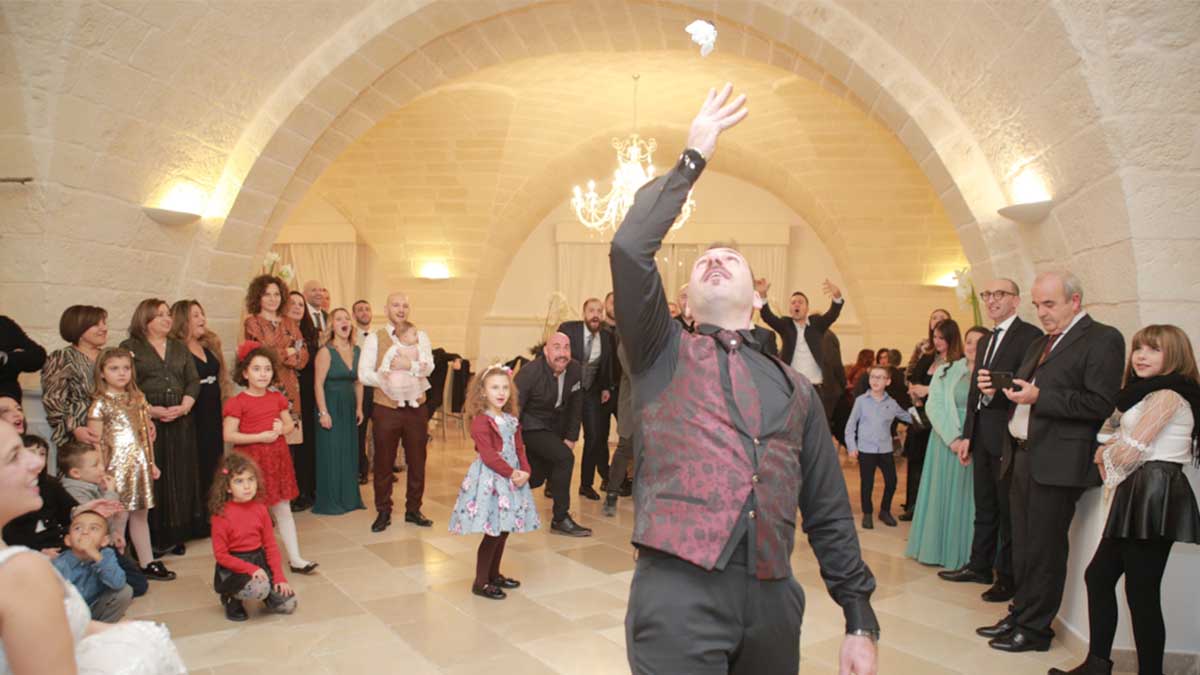 Canzoni lancio giarrettiera sposa