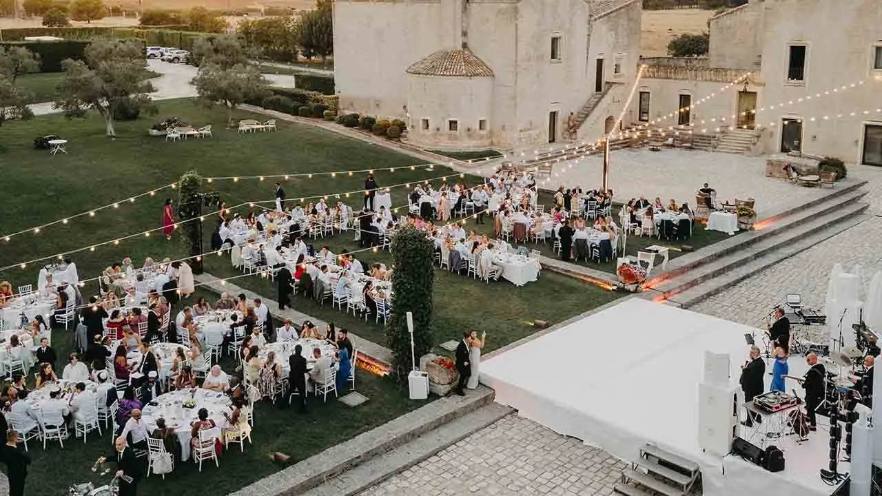 Musica e intrattenimento per matrimonio in masseria in Puglia